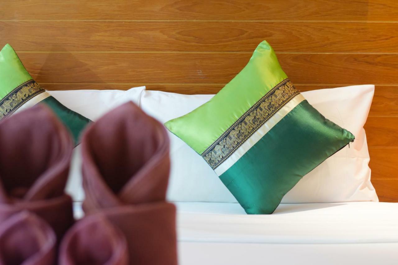 Honey Resort, Kata Beach Екстериор снимка